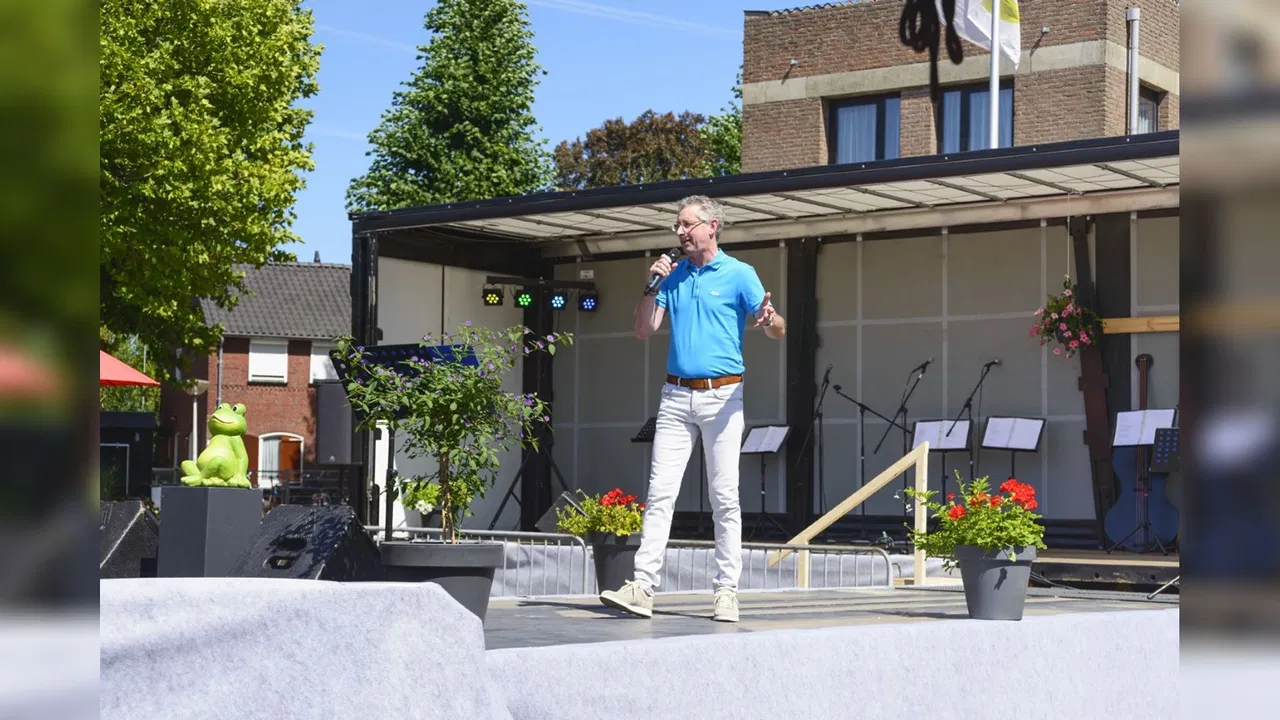 Siris Nl Gezellige Muziekmiddag Met De Opkikkers Vrienden